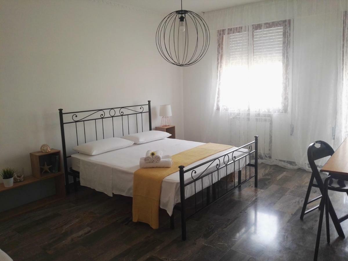 Casa Da Ilaria Hotel Sottomarina Buitenkant foto