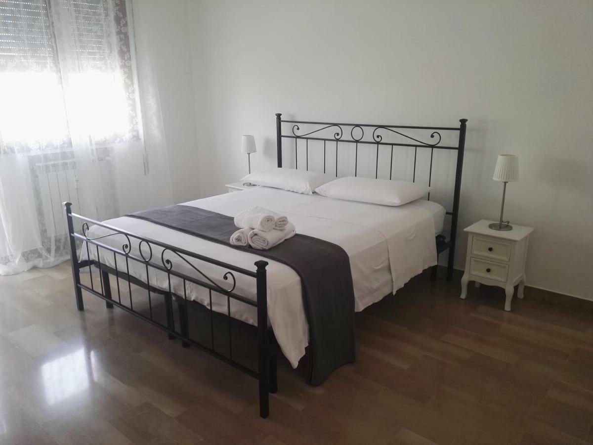 Casa Da Ilaria Hotel Sottomarina Buitenkant foto