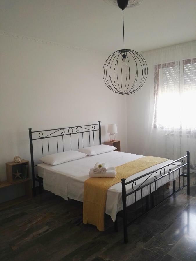 Casa Da Ilaria Hotel Sottomarina Buitenkant foto