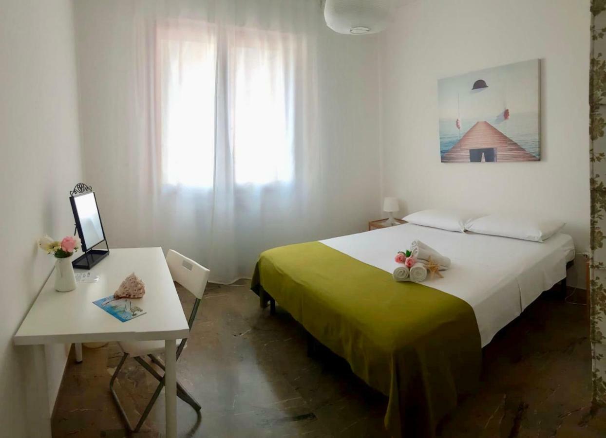 Casa Da Ilaria Hotel Sottomarina Buitenkant foto